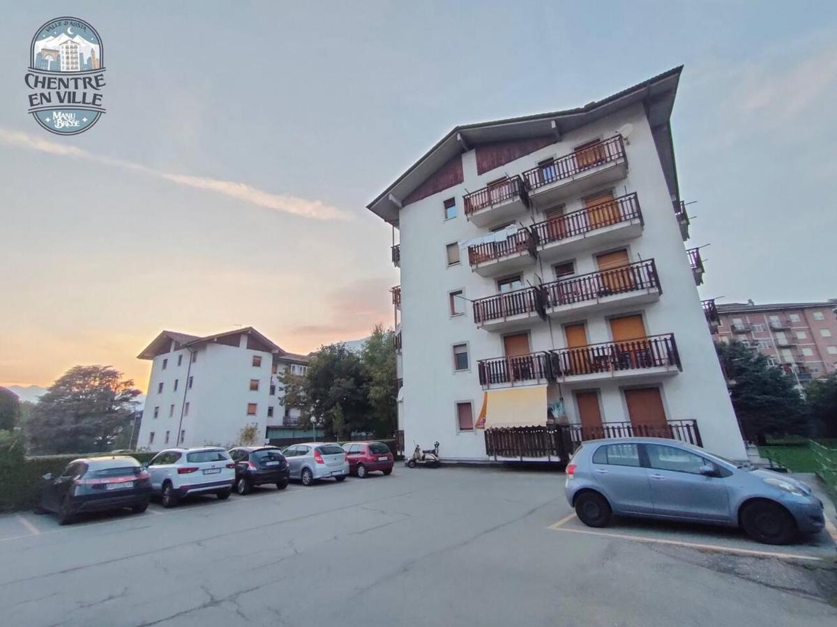 Appartamento Chentre En Ville - A 2 Passi Dal Centro - Parcheggio Gratuito - Cir-Vda-Aosta-0073 エクステリア 写真