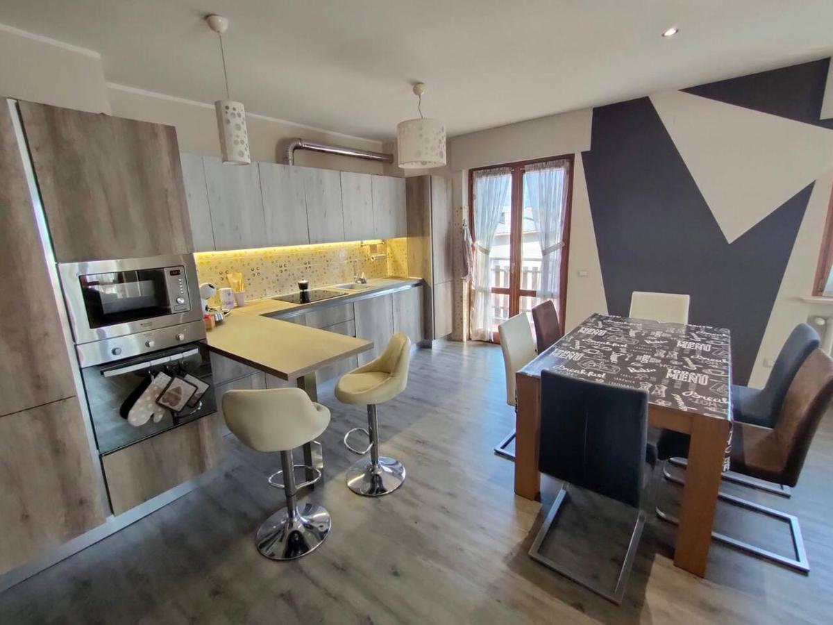 Appartamento Chentre En Ville - A 2 Passi Dal Centro - Parcheggio Gratuito - Cir-Vda-Aosta-0073 エクステリア 写真