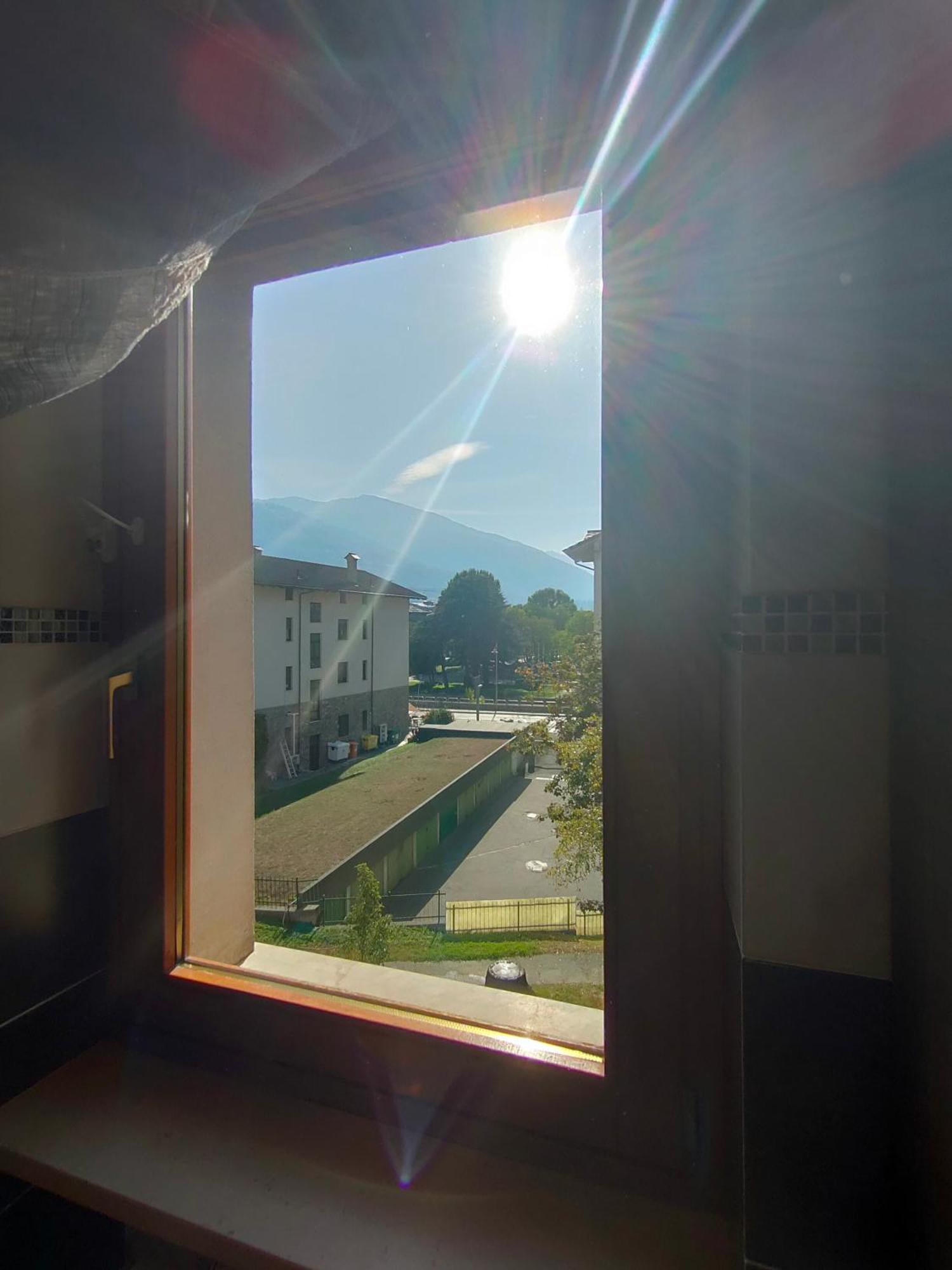 Appartamento Chentre En Ville - A 2 Passi Dal Centro - Parcheggio Gratuito - Cir-Vda-Aosta-0073 エクステリア 写真